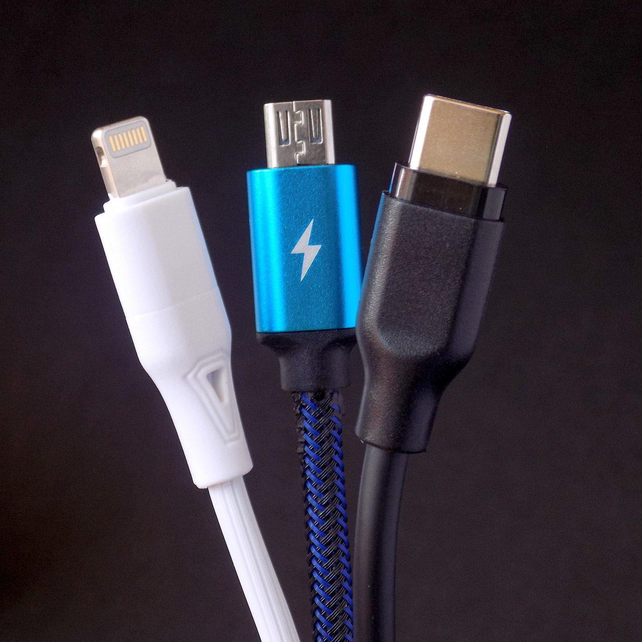 cable, wires, wire-4498743.jpg